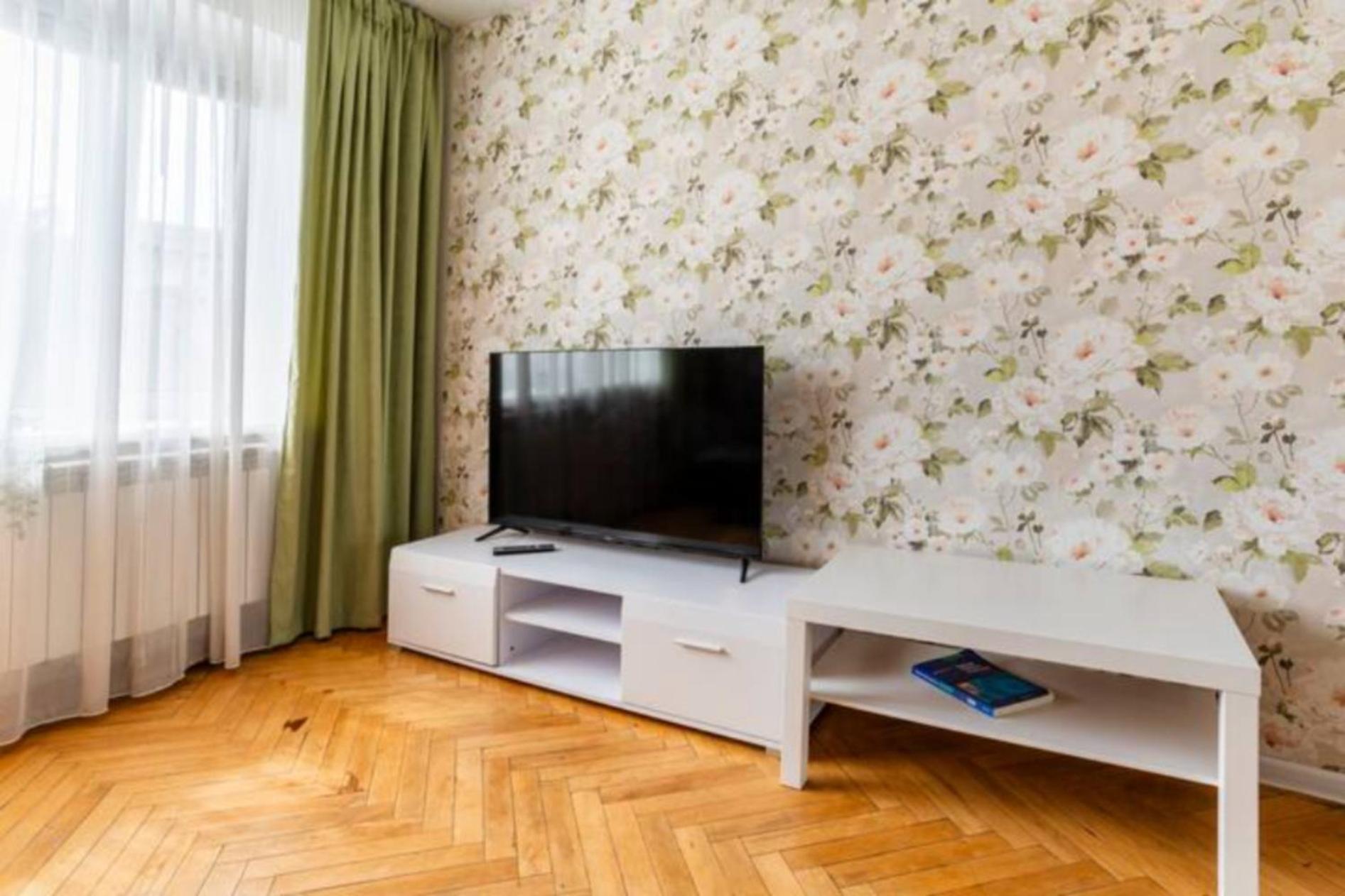 Затишна 2К Квартира З Усім Необхідним Для Життя Поряд З Метро Дарниця Київ Екстер'єр фото
