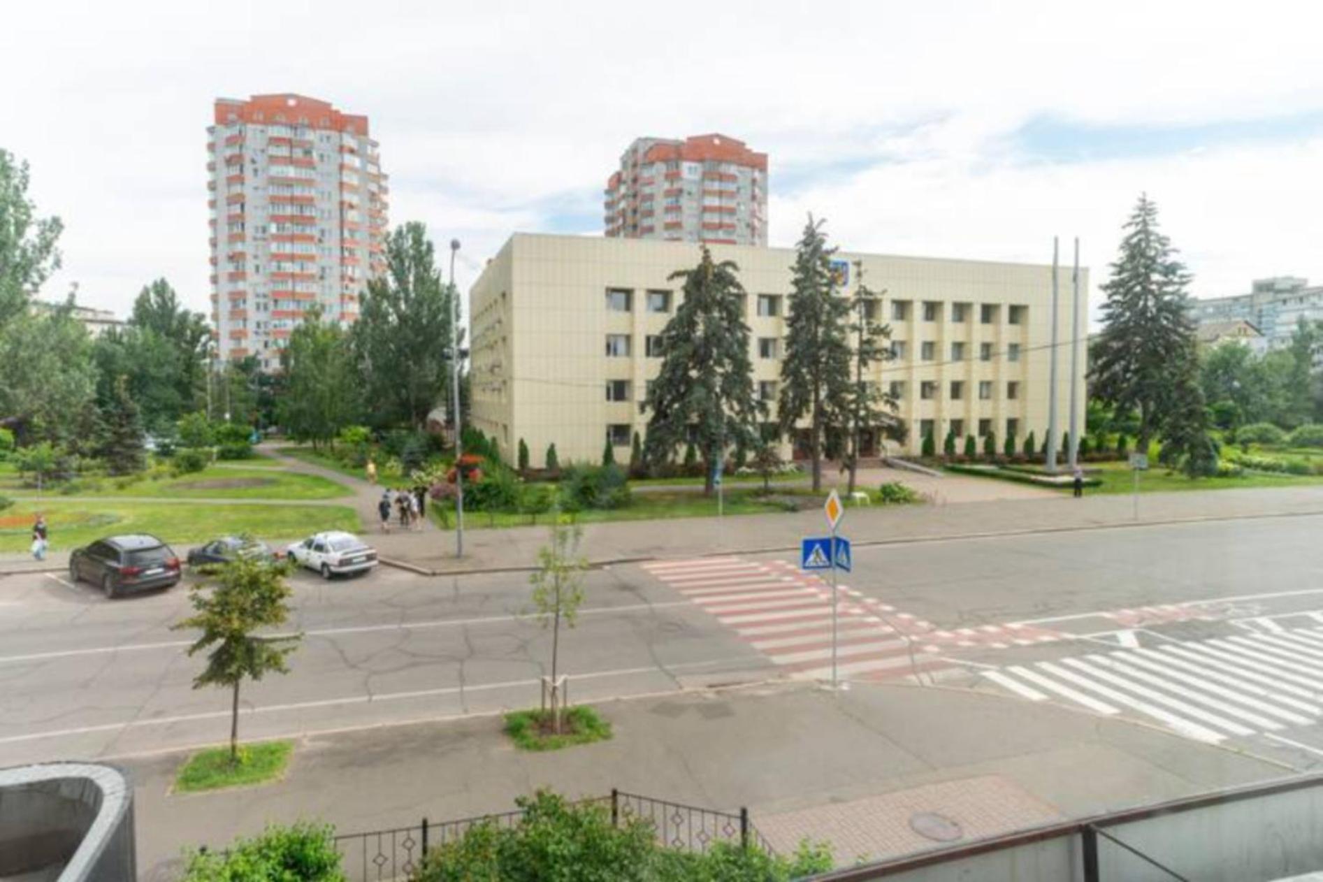 Затишна 2К Квартира З Усім Необхідним Для Життя Поряд З Метро Дарниця Київ Екстер'єр фото